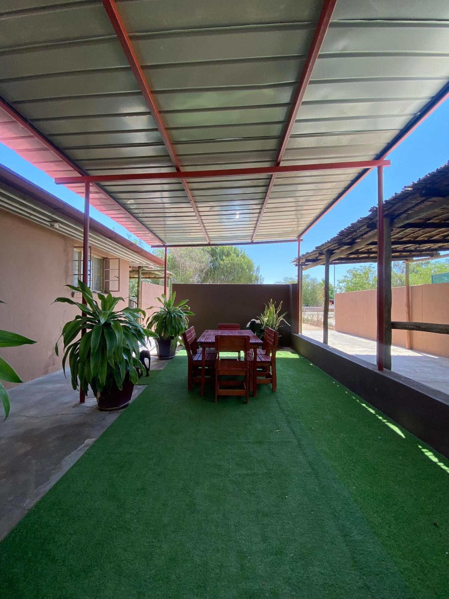 Inecia'S B & B Uis Dış mekan fotoğraf